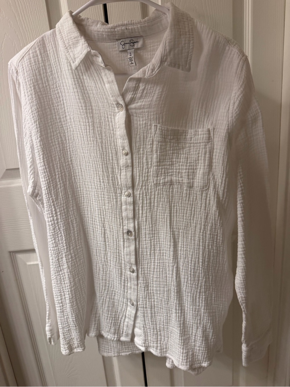 Jessica Simpson White Textured Button-Down Shirt